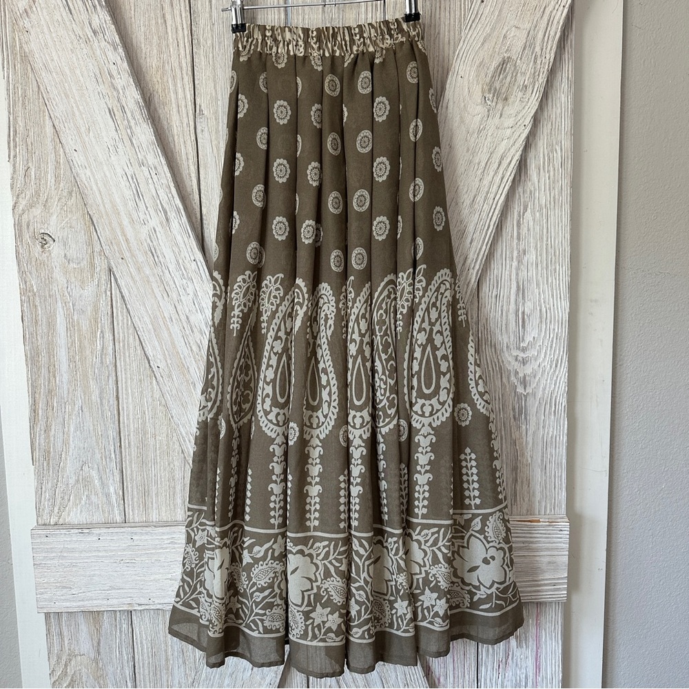 Nira Nira New York VINTAGE 90s Paisley Print Skirt